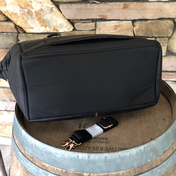 🆕 Stella & Dot Crush It Carry On Quilted Black - Picture 10 of 15